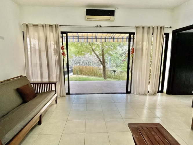 Coastal Living  Turnkey Home with Rooftop Oasis in Colinas de Miramar - Imagen 7