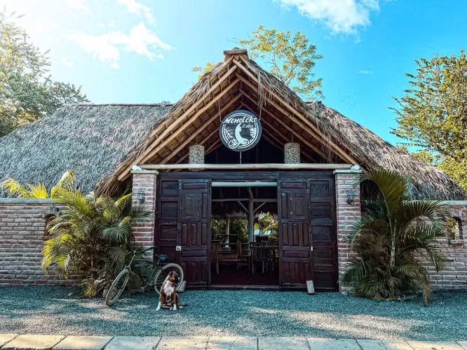Turnkey Surf Lodge   Monoloko Popoyo Surf Lodge - Imagen 10