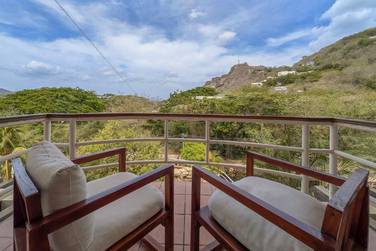 Turnkey Beach Condo in San Juan del Sur   End Unit with Pool   Walkable Beach Access - Imagen 16