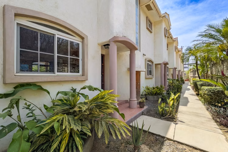 Turnkey Beach Condo in San Juan del Sur   End Unit with Pool   Walkable Beach Access - Imagen 20