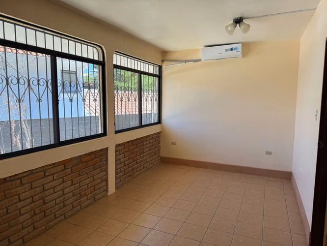 House for Sale in the Town of San Juan del Sur, Nicaragua - Imagen 12