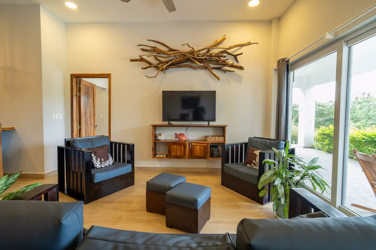 Investment Property for Sale in San Juan del Sur  Income Producing Home - Imagen 8