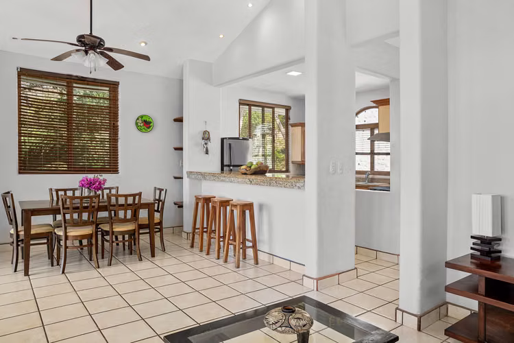 House for Sale in San Juan del Sur with Pool and Town Views - Imagen 10