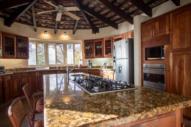 Oceanfront Cliffside Villa for Sale in Playa Maderas, San Juan del Sur, Nicaragua Villa Pinolera - Imagen 20