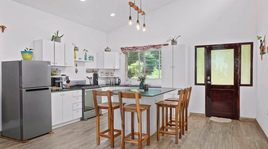 Fully Furnished Home Just Minutes from Downtown San Juan Del Sur - Imagen 15