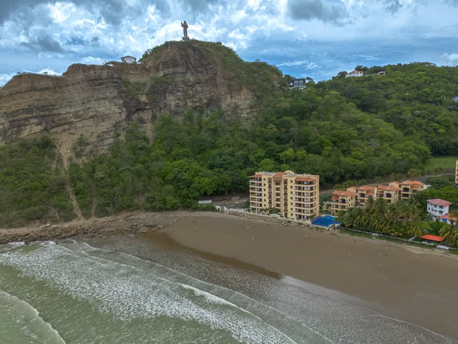 Condo 401C  Luxury Oceanfront Condo in La Talanguera, San Juan del Sur - Imagen 5