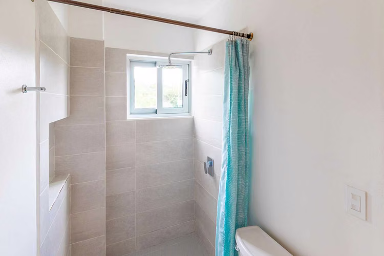 Fully Furnished 2BR Condo with Pool Access   Ideal for Airbnb Hosting - Imagen 8