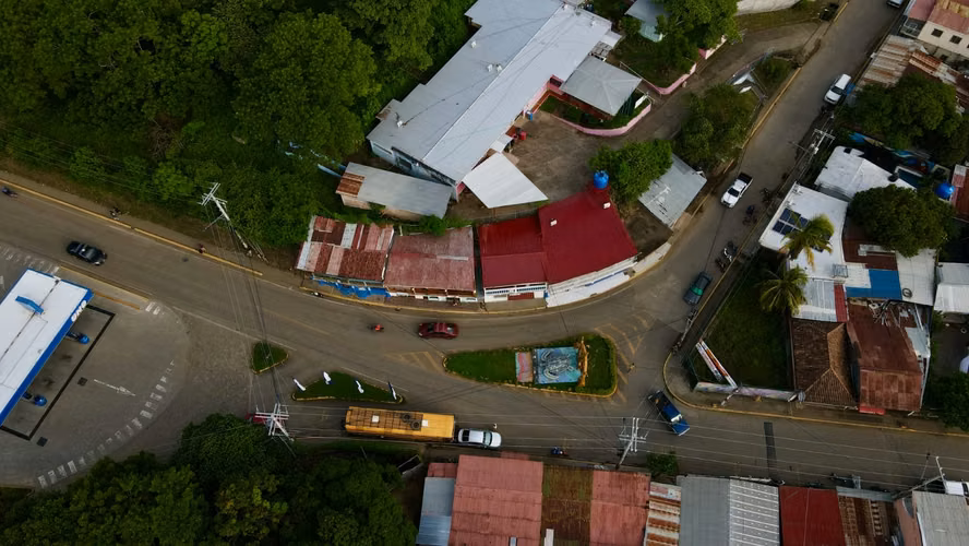 Ideal Commercial Property in the Town Center - Imagen 14