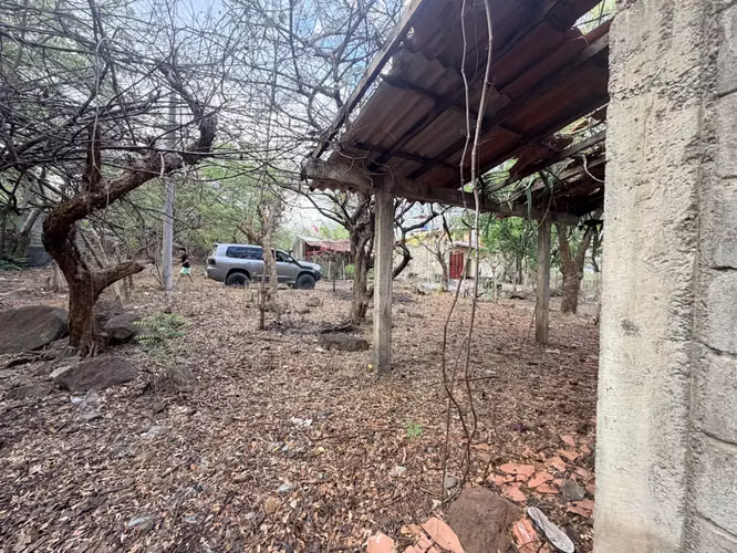 18K Beach Area Deal   Fixer Upper Lot Just Blocks from Poneloya Beach - Imagen 5