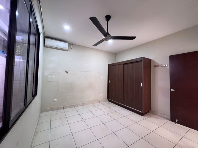Modern 3 Bedroom Home with Internal Terrace in San Agustin   Excellent Investment Opportunity - Imagen 6