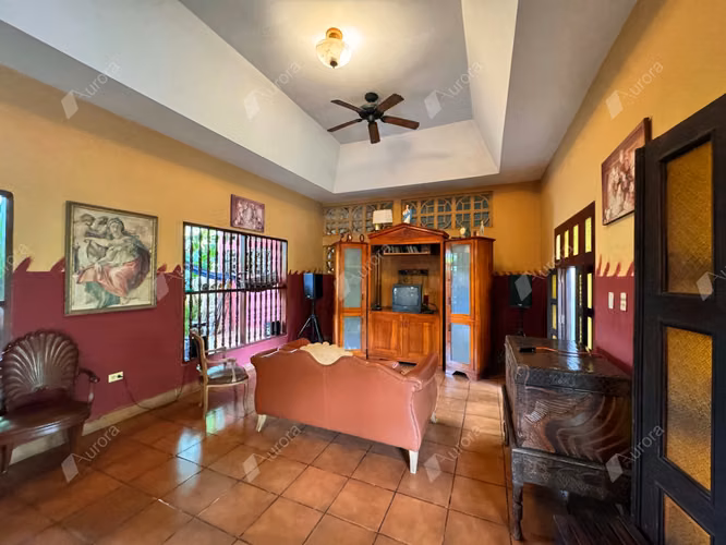 Spacious Family Home with Lush Courtyard   Double Lot in Reparto G nesis Le n