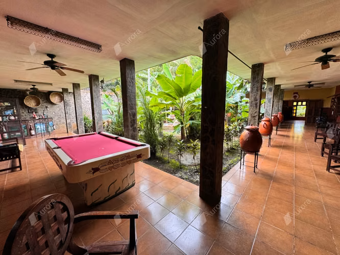 Spacious Family Home with Lush Courtyard   Double Lot in Reparto G nesis Le n