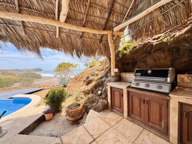 Spectacular Ocean View Retreat   Luxury Living, Turnkey Ready - Imagen 9