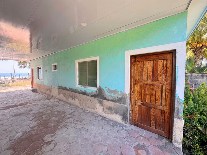 Seaside Business Oasis   Prime Beachfront in Santa Mar a del Mar - Imagen 12