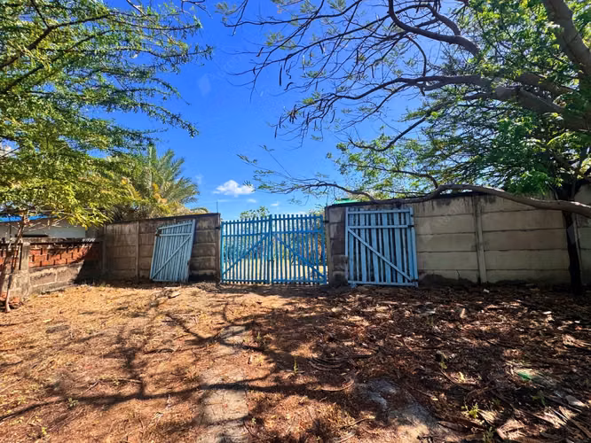 Exclusive Oceanfront Cliffside Lot   Security, Privacy   Panoramic Views - Imagen 8