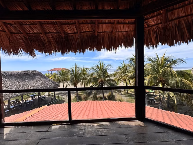 Eco Beachfront Hostel with Horseback Riding, Yoga   Solar Energy   Poneloya - Imagen 18