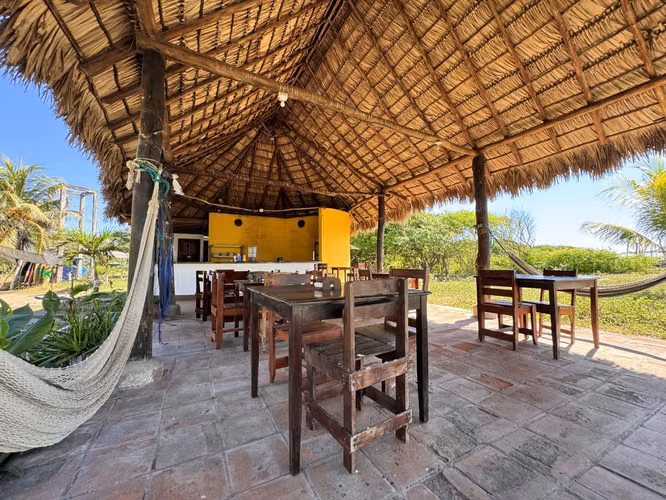 Eco Beachfront Hostel with Horseback Riding, Yoga   Solar Energy   Poneloya - Imagen 14