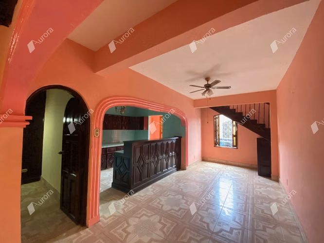City Center 3 Bedroom Home Steps from Leon Cathedral - Imagen 6