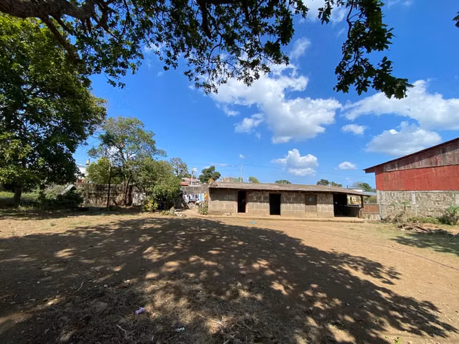 8500 vr2 lot with warehouse Jinotepe city center - Imagen 6