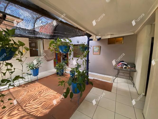 9 Bedrooms House, Running Hostel in Leon Center - Imagen 9