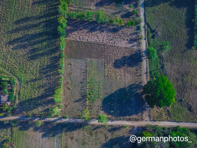 Affordable Lots with Strategic Location - Imagen 6