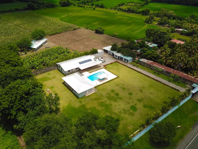 Multi Business For Sale   Restaurant   recreation area   farm. - Imagen 16