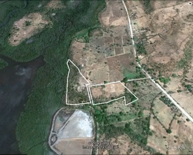 Estuary Beach Front Property, 25.3 acres - Imagen 7