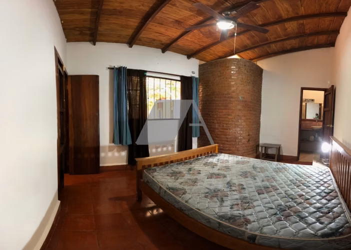 Renovated 3 bedroom house 5 block from Cathedral - Imagen 12