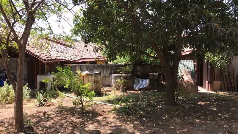Al 2352 Large Colonial House or Hotel in Leon Center - Imagen 8