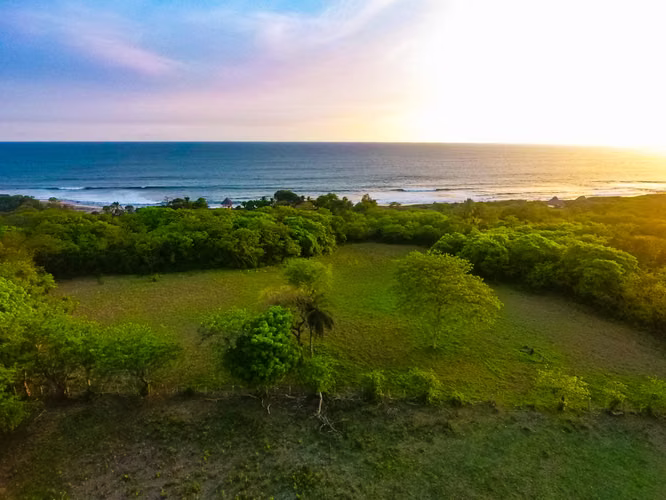AL2294 Spectacular Hillside Ocean Views - Imagen 3