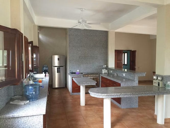 Al 2269 Boom Beachfront 2 Acres with Spectacular Views - Imagen 4