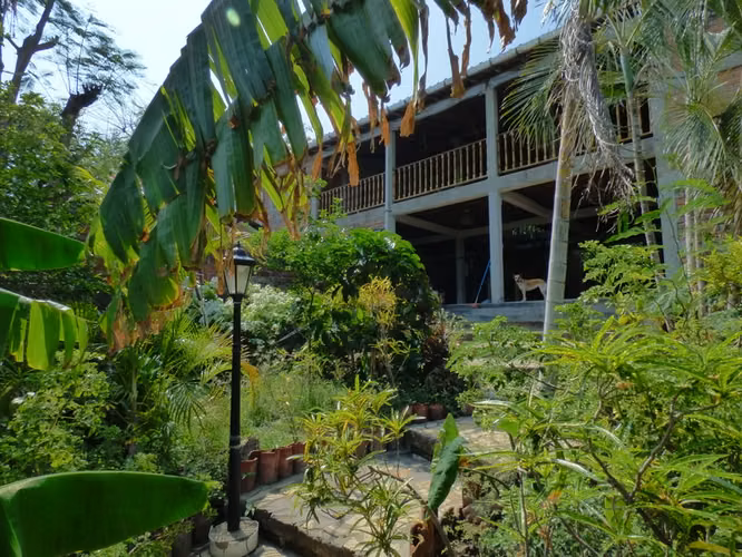 Estuary Beach Front Hotel - Imagen 2