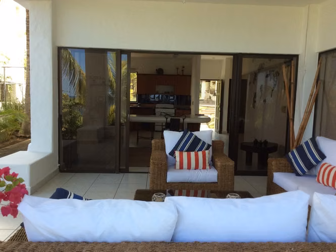 Al 2121  Stunning Beachfront 3 house Complex - Imagen 3
