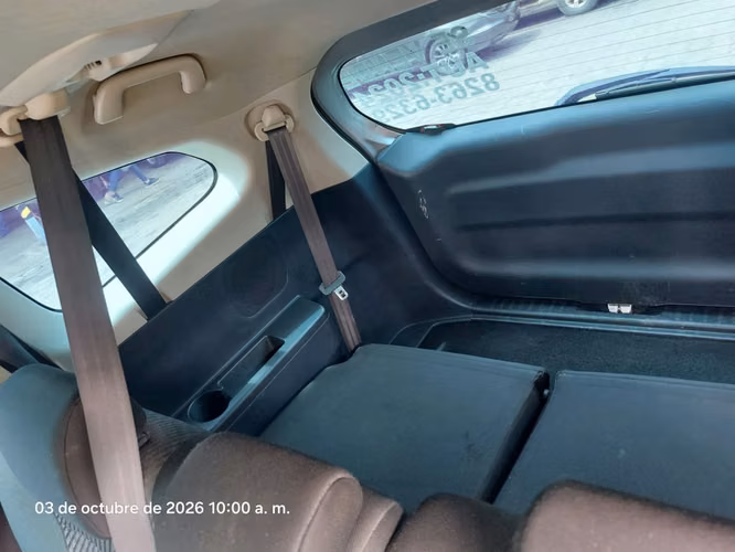 Toyota Rush,  usada, perfectas condiciones, precio negociable.   - Imagen 6