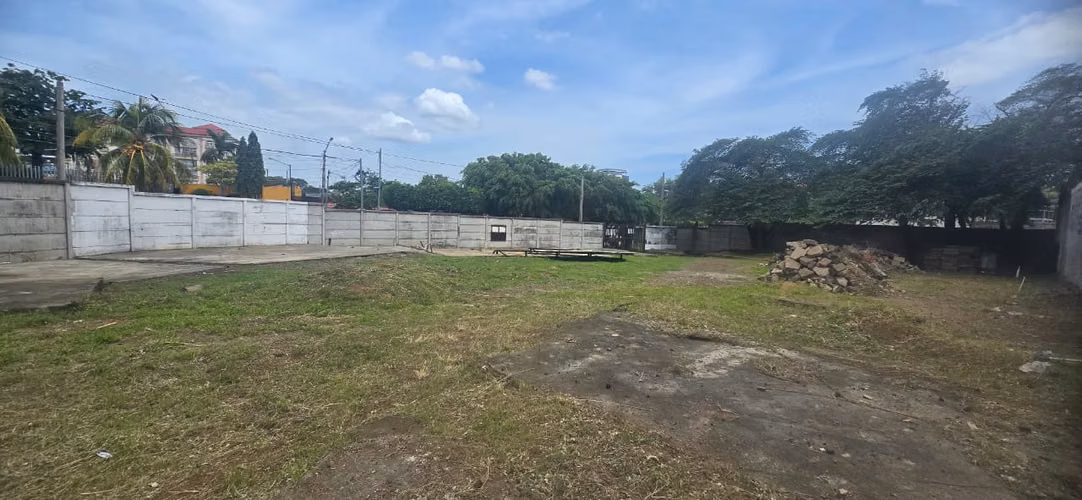 Lote esquinero en Los Robles, Managua · 970 m² · Alto tráfico comercial - Imagen 7