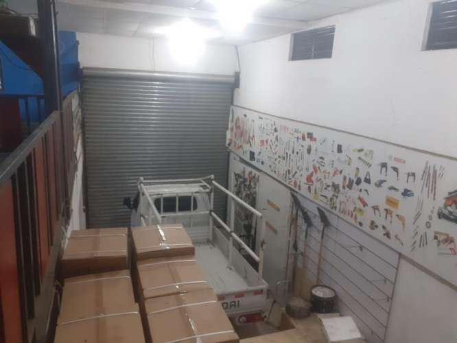 Alquiler de OfiBodega en El Eden 