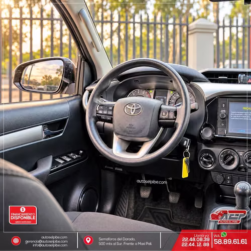 HILUX 2023 SR manual INTERMEDIA UNICA DUEÑA IMPECABLE 2023