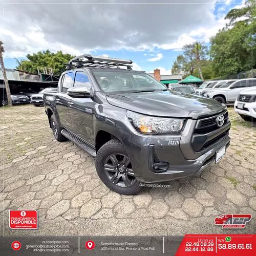 HILUX 2023 SR manual INTERMEDIA UNICA DUEÑA IMPECABLE 2023
