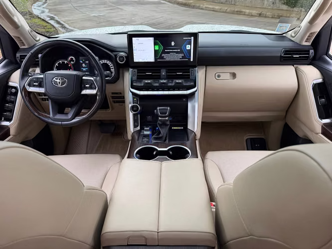 LAND CRUISER 300 - 2022