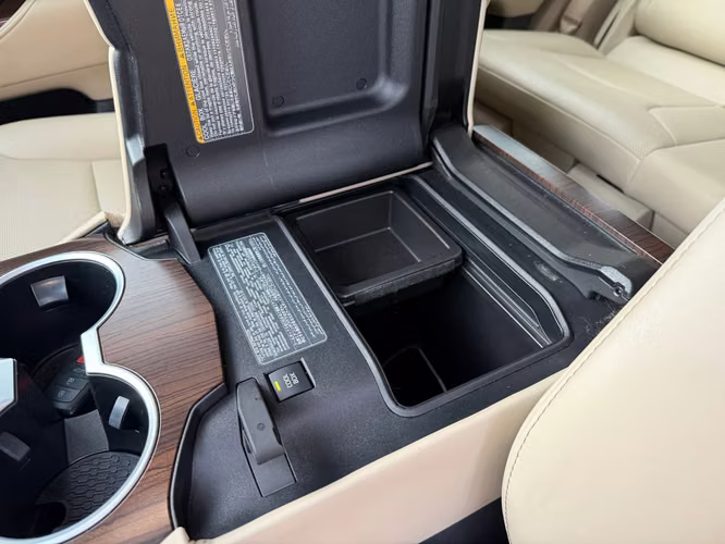 LAND CRUISER 300 - 2022