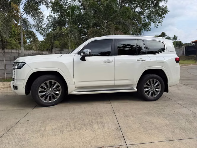 LAND CRUISER 300 - 2022