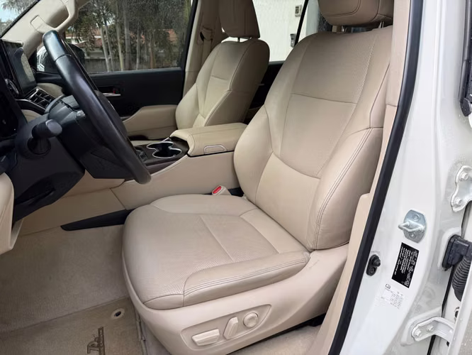 LAND CRUISER 300 - 2022