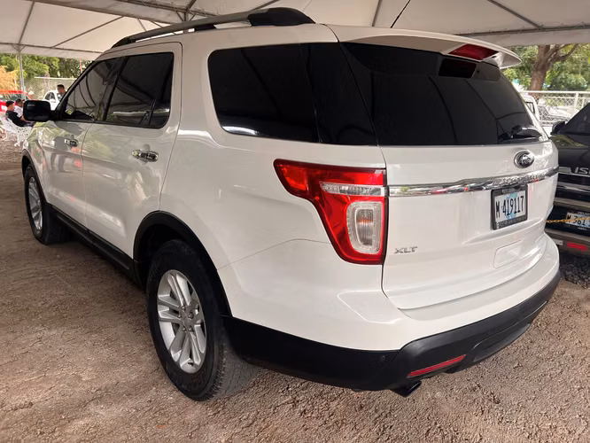 FORD EXPLORER XLT AÑO 2013 - Imagen 3