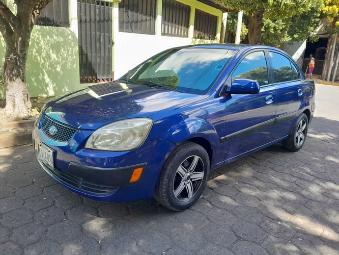 Vendo Kia Rio año 2008 