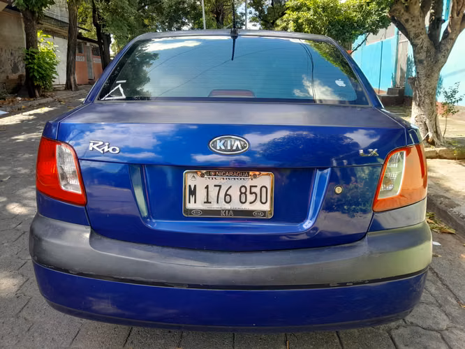 Vendo Kia Rio año 2008 
