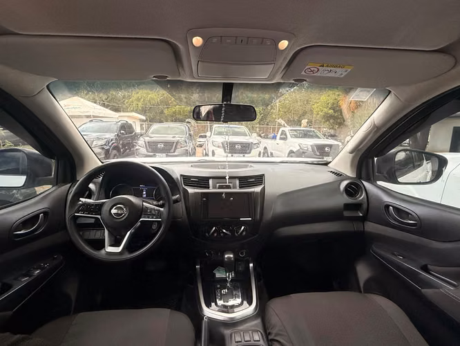NISSAN NP300 FRONTIER SE AÑO 2024