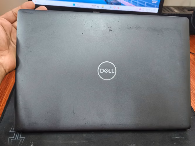 Dell Latitude 5400 14 i5-8365U 1.6GHz 16GB 256GB SSD M.2 Win 11 Pro $280