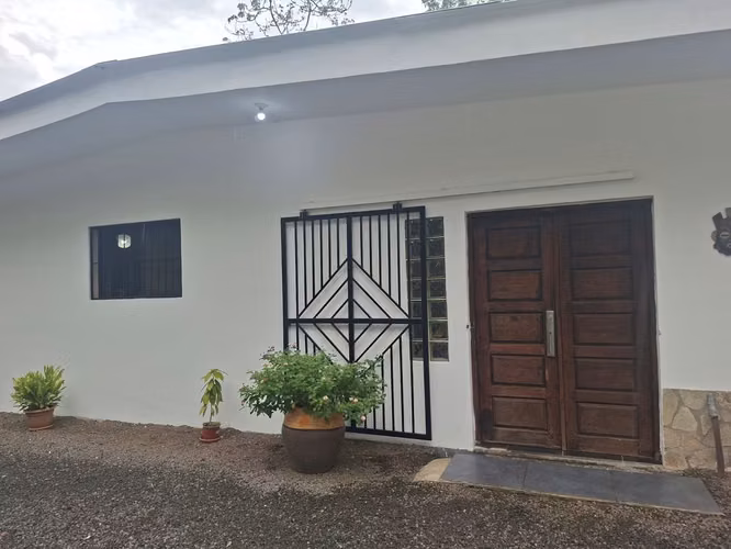 A H/ Hermosa y Fresca Casa en Residencial Lomas de MonteVerde km 13 Carretera a Masaya - Imagen 6