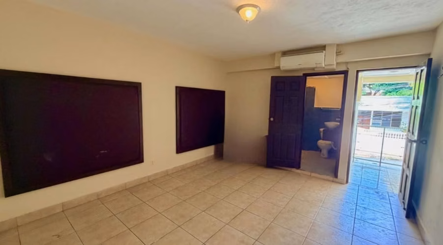 Vendo edificio comercial en Bolonia. LR - Imagen 8