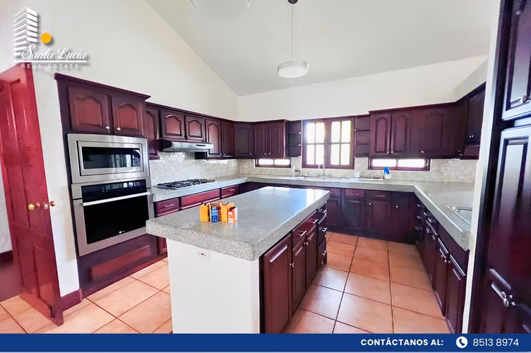  Casa de Lujo en Venta en Las Colinas - LL - Imagen 9